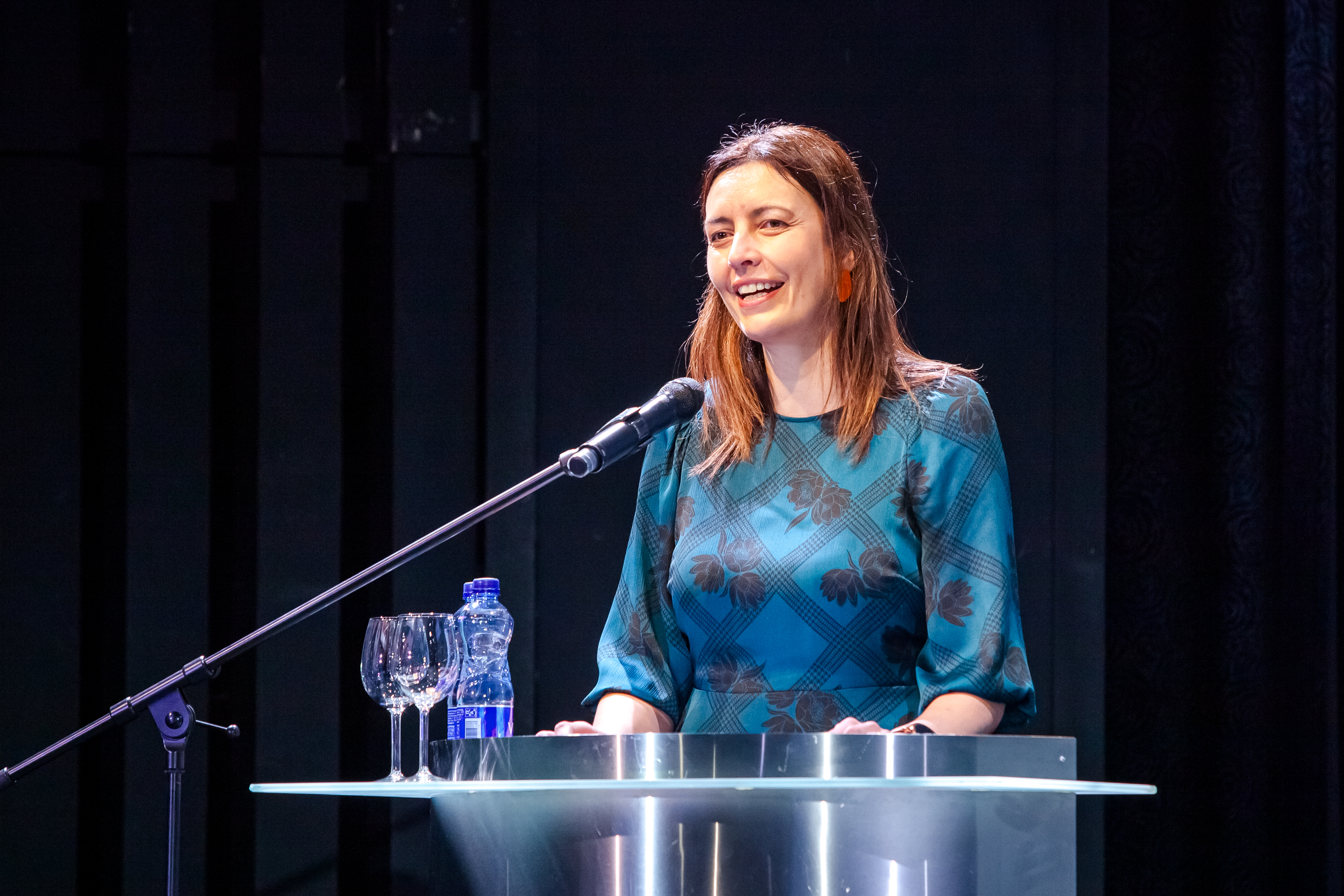 dr. Karmen Joller