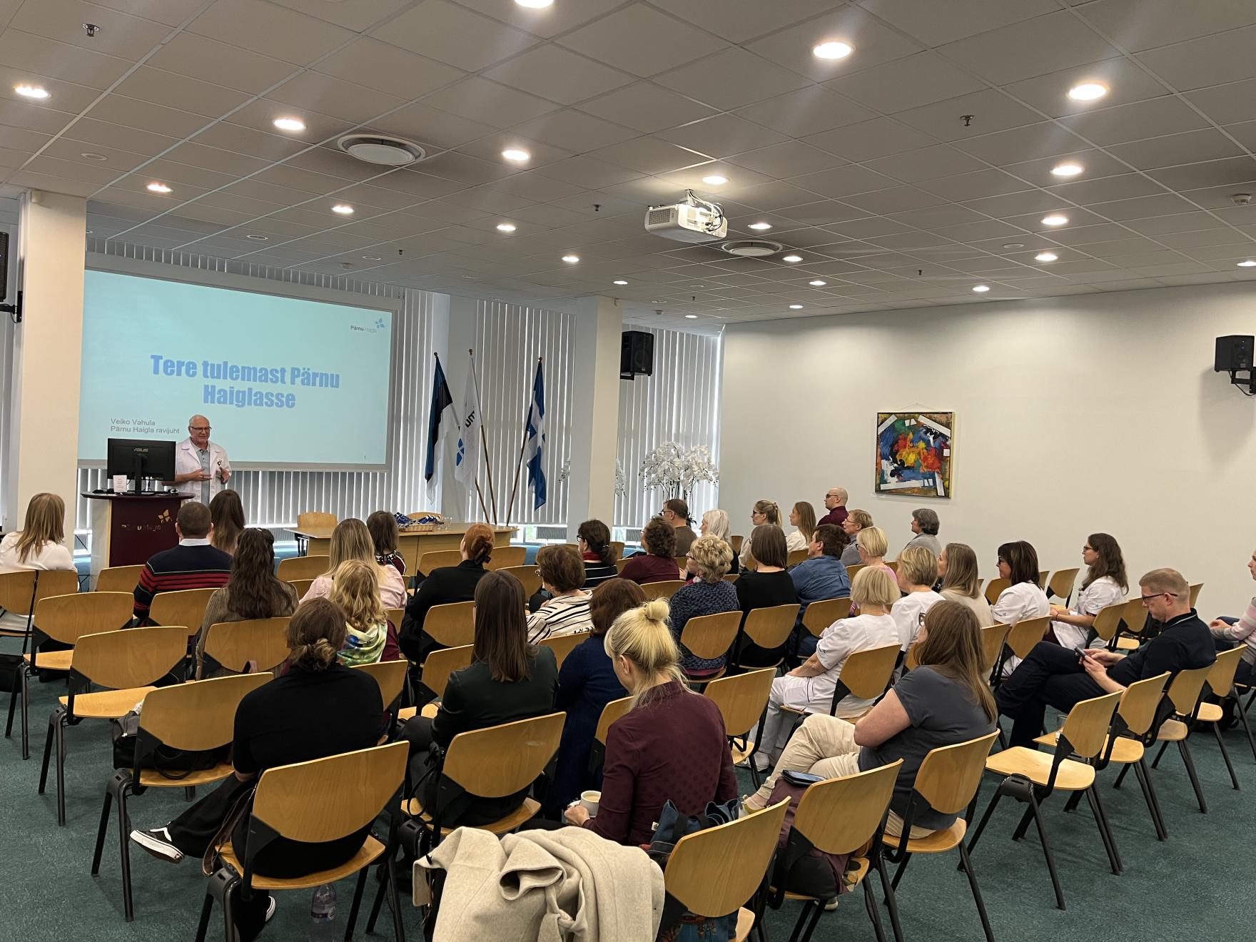 Pärnu Haiglas toimus Eesti Haiglaapteekrite Seltsi sügisene teabepäev